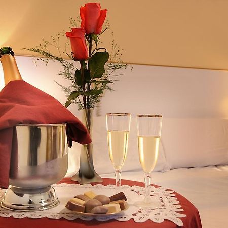 Hotel Salerno Villa Carlos Paz Eksteriør bilde